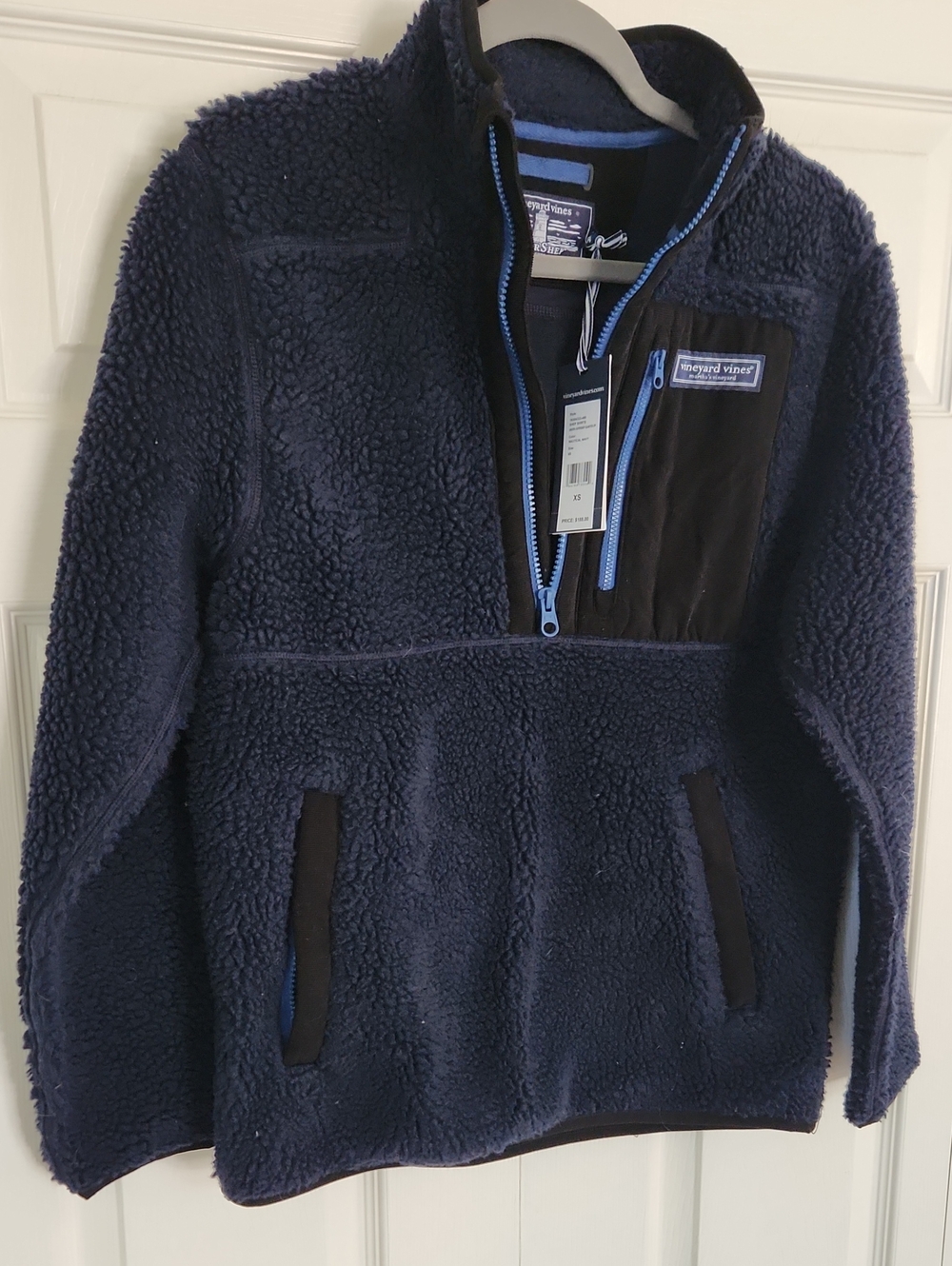 Vineyard Vines Navy Sherpa V-Neck Pullover with Light Blue Trim